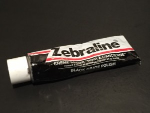 Zébraline patine noire sur métaux